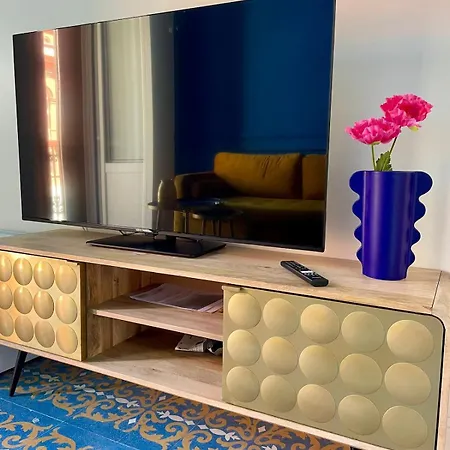 Center Cognetti アパート *